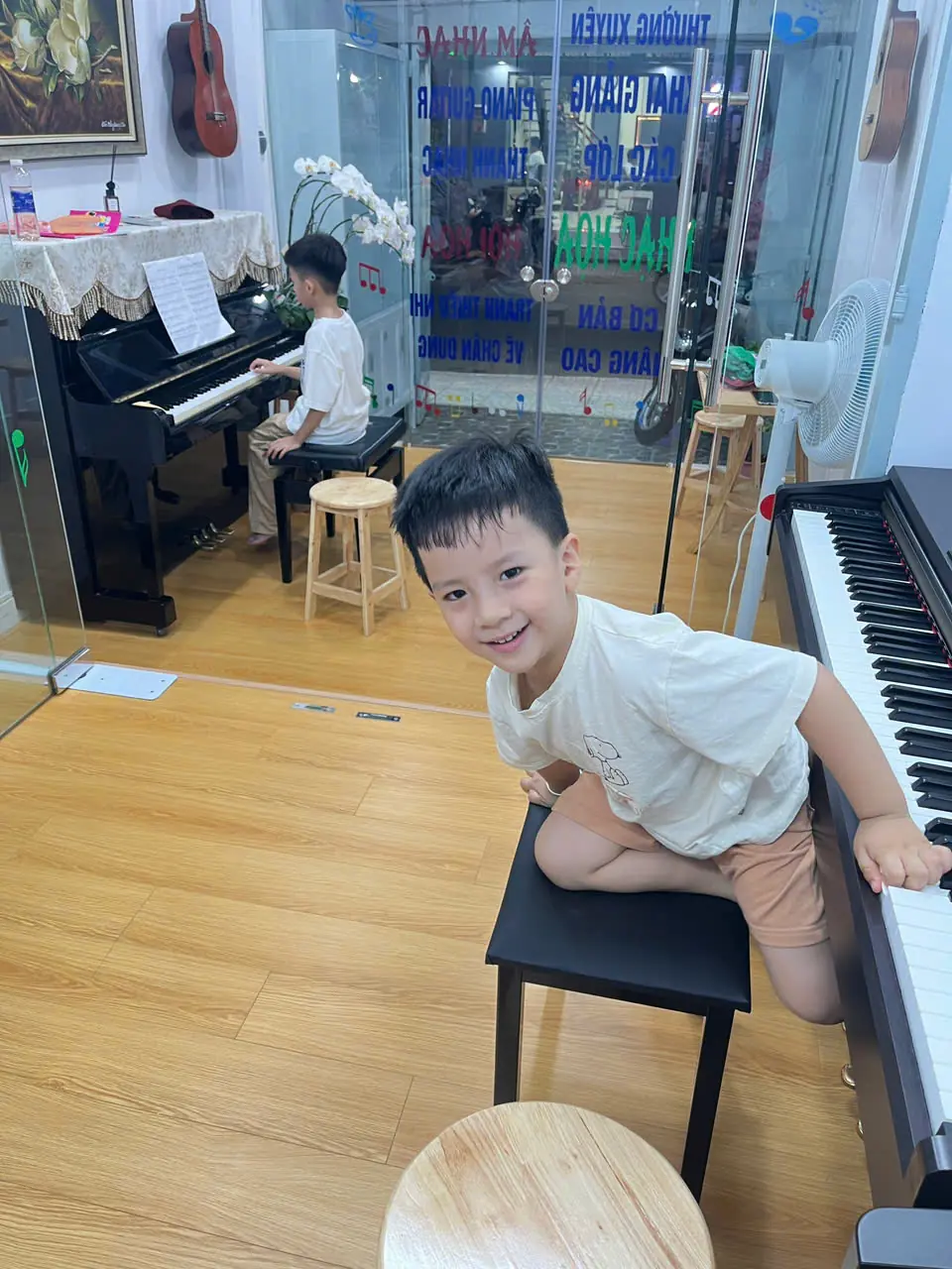Nhạc Họa NHÃ THANH